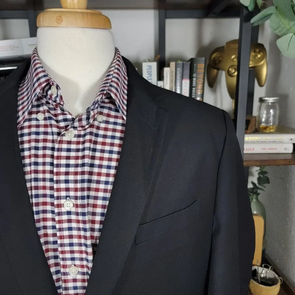 Egara Men's Sport Coat Two Button Solid Black Poly Blend EXTREME SLIM FIT Sz 48R